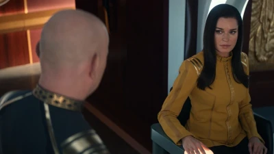 Una faces questioning